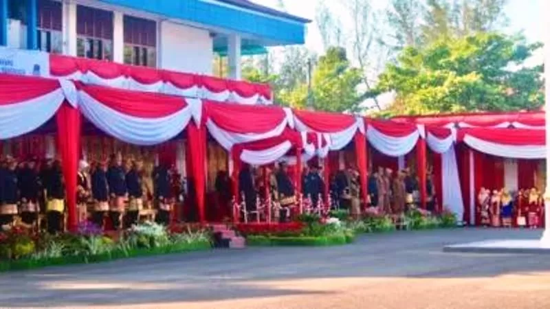 Asisten I Khairil Anwar Hadiri Upacara Hut Ke-305 Kota Bengkulu