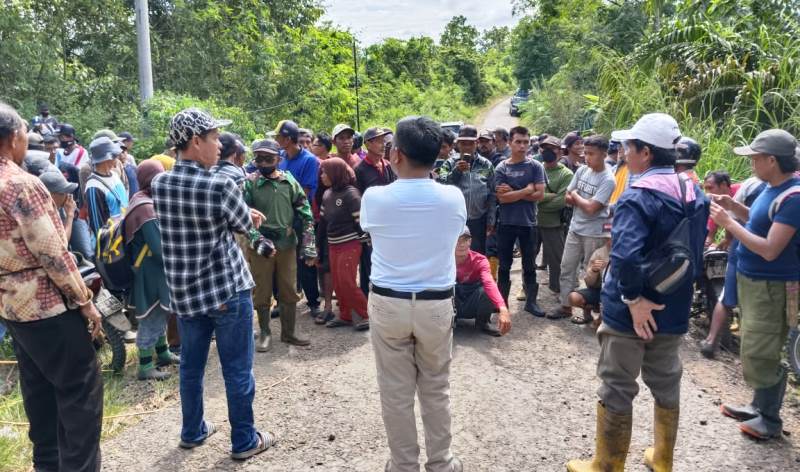 Usin Sembiring Pastikan Akan Menindaklanjuti Permintaan Warga Desa Urai