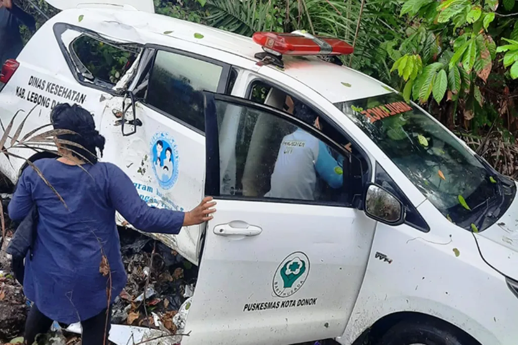 Ambulans Puskesmas Kota Donok Alami Kecelakaan, 2 Penumpang Meninggalâ Dunia