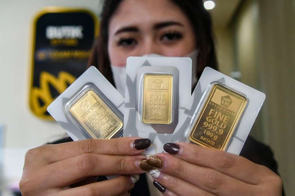 Turun Rp.1000 Per Gram, Cek Harga Emas Antam Hari Ini Harga Emas Turun, Antam Terapkan Potongan Pajak Harga Emas Antam Turun Signifikan, Kini Jadi Rp.1.405.000 per Gram