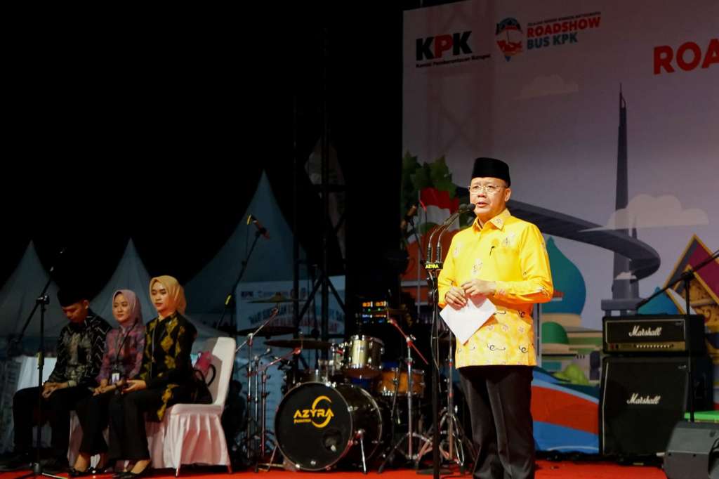 Roadshow Bus Kpk 2023 Sukses Di Bengkulu, Gubernur Rohidin: Jaga Semangat Anti Korupsi