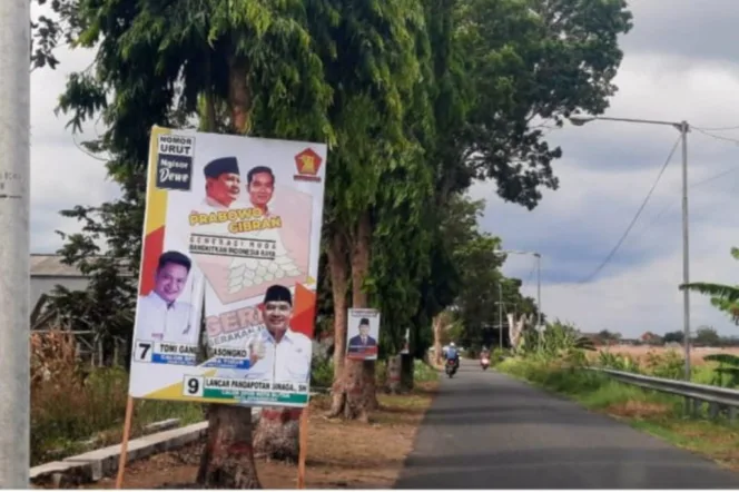 
					APK yang dirusak OTD di Jalan Sumba Kelurahan Klampok, Kecamatan Sananwetan, Kota Blitar