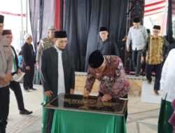 Bupati Malang Resmikan Gedung International Islamic Boarding School Al-Rifa’Ie