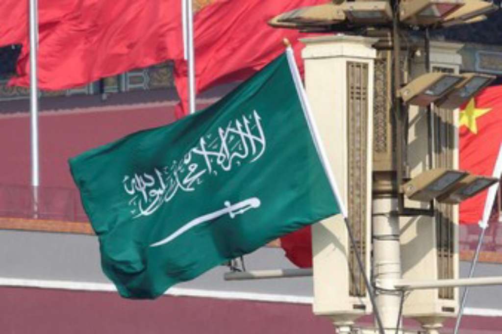 Pangeran Arab Saudi Meninggal, Diduga Karena Kecelakaan Pesawat Tempur F-15Sa