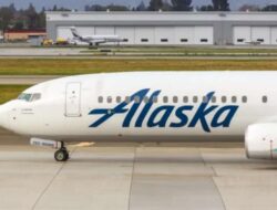 Alaska Airlines Hentikan Sementara Boeing 737 Max-9 Setelah Insiden Tragis