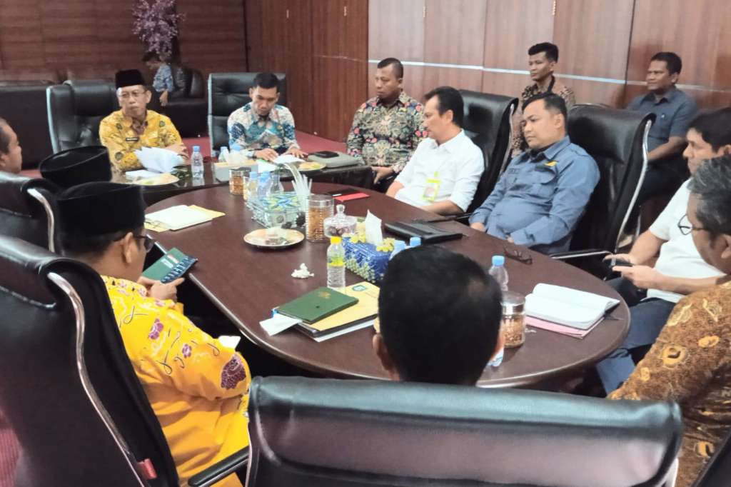 Rapat Strategis Pemprov Bengkulu, Pastikan Mobilisasi Proyek Infrastruktur Pulau Enggano Lancar