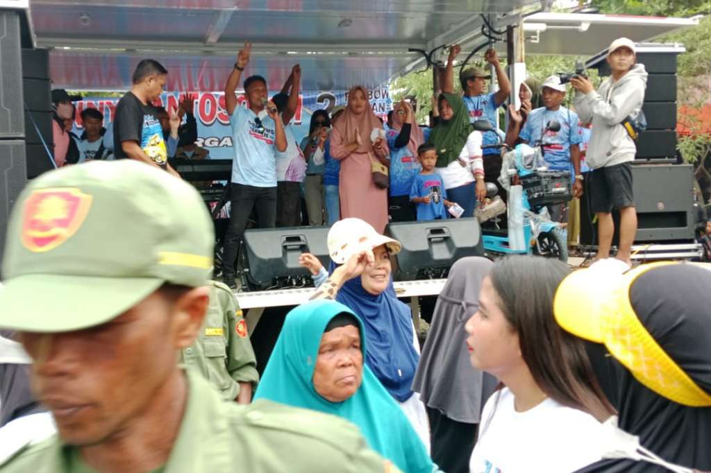 Benny Santoso Raih Dukungan Massa Dalam Demokrasi Pilkada Di Brebes