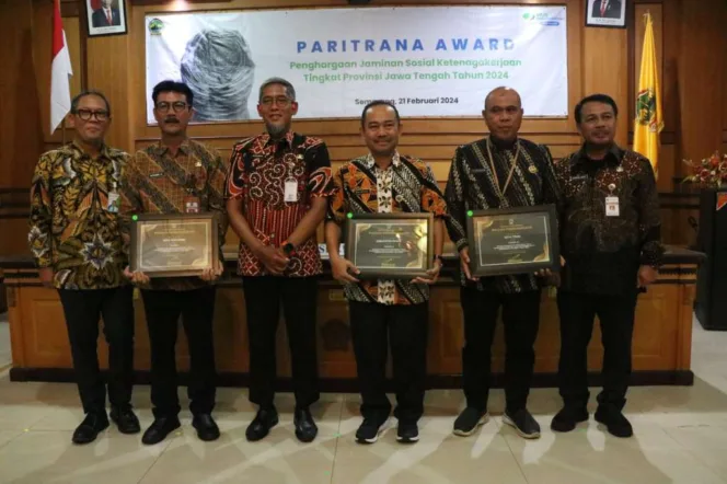 
					Pemkot Tegal Raih Paritrana Award 2024 untuk Jaminan Sosial Ketenagakerjaan