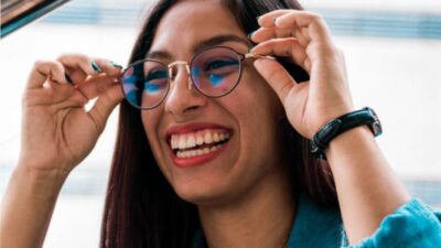 6 Daftar Rekomendasi Toko Kacamata Terbaik, Beli Di Blibli Gratis Ongkir! Tips Memilih Kacamata Sesuai Bentuk Wajah Untuk Tampil Lebih Menawan
