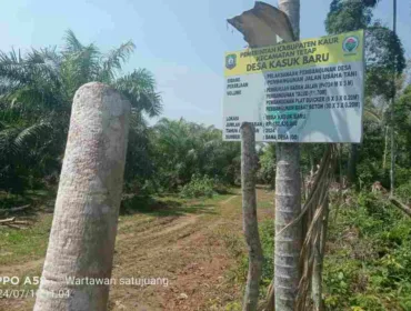 Papan Pekejaan Pembangunan di Desa Kasuk Baru Kabupaten Kaur 