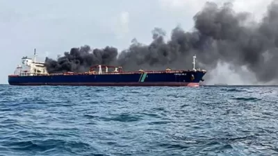 Tabrakan Kapal Tanker Di Selat Singapura, 62 Awak Dievakuasi