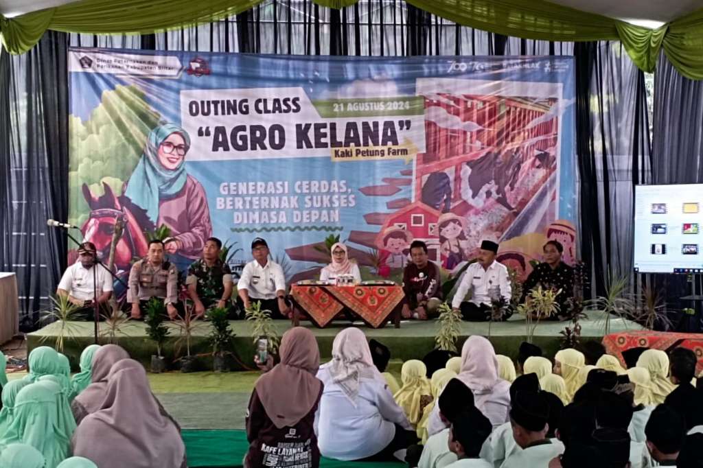 Hadiri Outing Class Agro Kelana, Bupati Blitar: Mematik Semangat Beternak Kambing