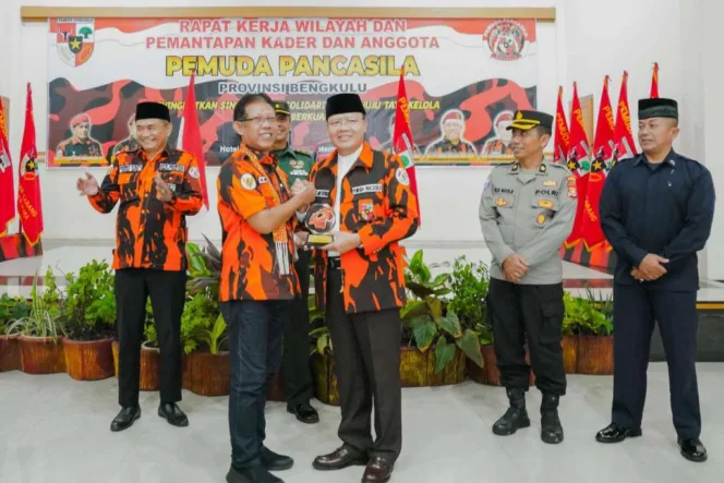 
Dapat Dukungan dari Pemuda Pancasila Bengkulu, Gubernur Rohidin Ucap Apresiasi