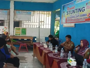 Terlihat Perserta Rembuk Stunting Serius Mendengarkan Arahan