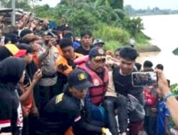 Sar Gabungan Sulsel Berhasil Temukan Jasad Wanita Terjun Ke Sungai  