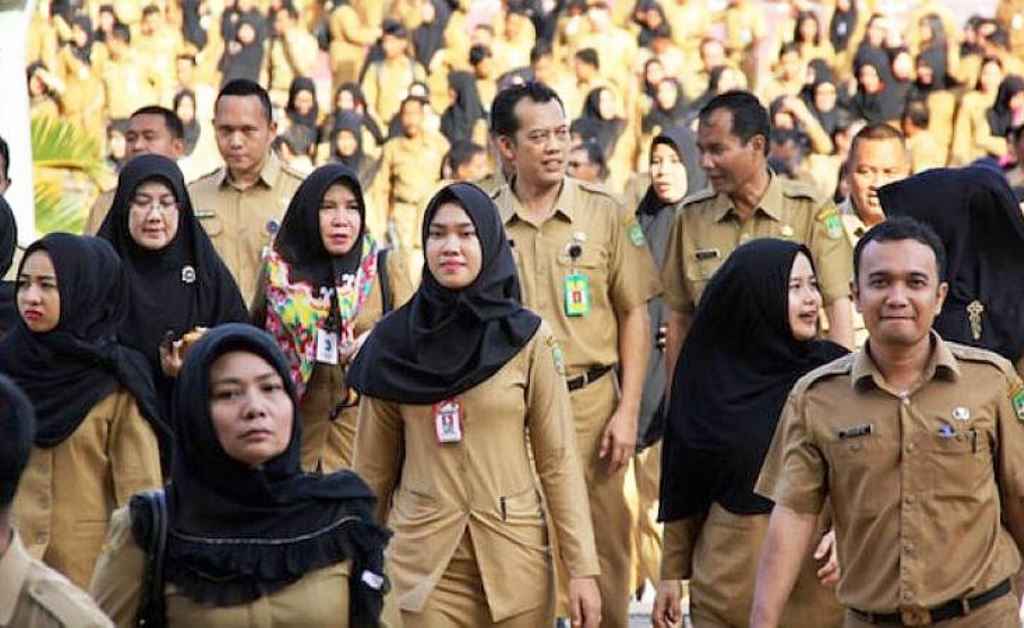 Presiden Jokowi Terbitkan Peraturan Baru, Asn Unit Kerja Ini Masuk Hari Sabtu Presiden Jokowi Resmi Naikkan Gaji Pokok Pns Dan Pppk, Ini Rinciannya