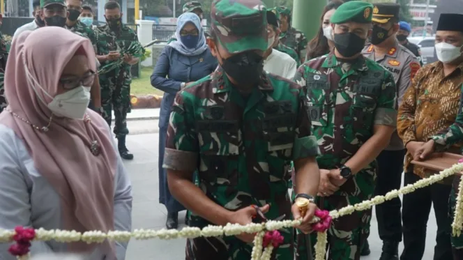 
					Pangdam V/Brawijaya Resmikan Gedung Makodim 0817 Gresik 