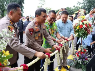 Kapolda Jawa Tengah, Irjen Pol Ahmad Luthfi saat peresmian Pintu Gerbang, Gedung SPKT, Gedung Si Propam dan Kenel K-9 Polres Salatiga