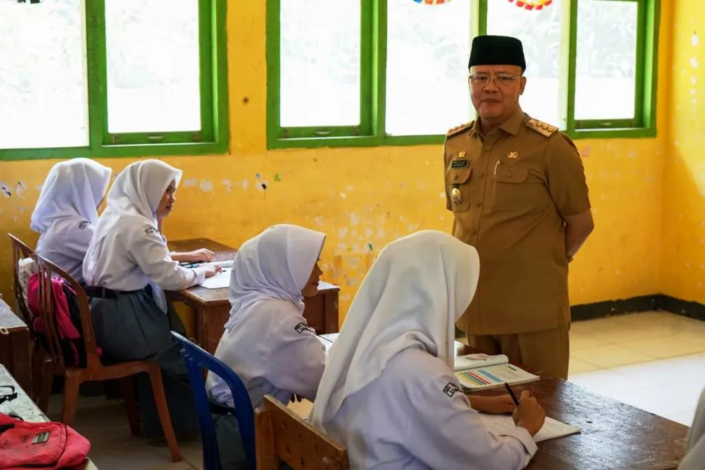 Satu Guru Satu Murid, Gubernur Rohidin Dorong Program Pemberantasan Buta Huruf Al-Qur'An