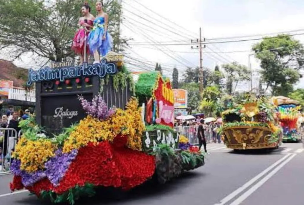 Batu Art Flower Carnival 2023: Spektakulernya Pawai Dan Pesona Pariwisata Kota Batu