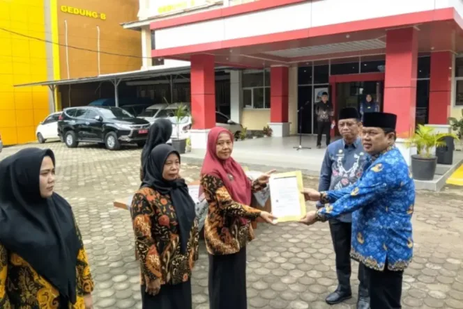 
					3 Pegawai DPK Bengkulu Raih Prestasi Gemilang, Naik Pangkat 4C