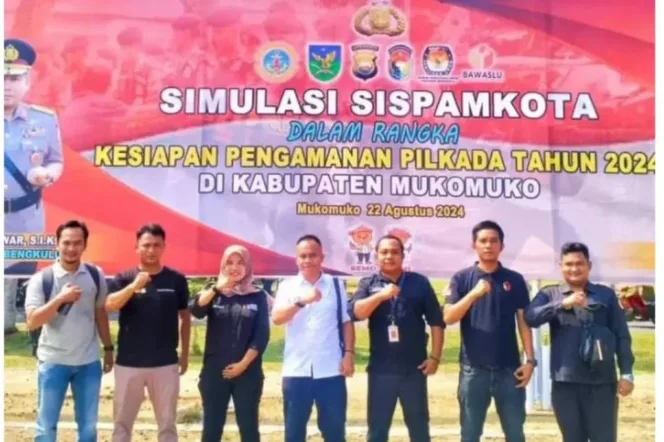 
Anggota Bawaslu kabupaten Muko-Muko