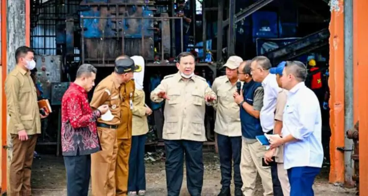 Presiden Prabowo Targetkan Indonesia Bebas Sampah dalam 3 Tahun Presiden Prabowo Targetkan Indonesia Bebas Sampah dalam 3 Tahun