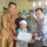 BLT DD Talang Baru II Cair, Camat Topos Tekankan Disiplin Perangkat Desa
