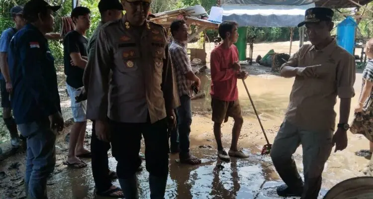 Jembatan Putus dan Fasilitas Rusak Jadi Fokus Penanganan Pascabanjir Jembatan Putus dan Fasilitas Rusak Jadi Fokus Penanganan Pascabanjir