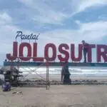 Pantai Jolosutro Menjadi Destinasi Wisata Perhutani Unggulan di Pesisir Blitar Pantai Jolosutro Menjadi Destinasi Wisata Perhutani Unggulan di Pesisir Blitar