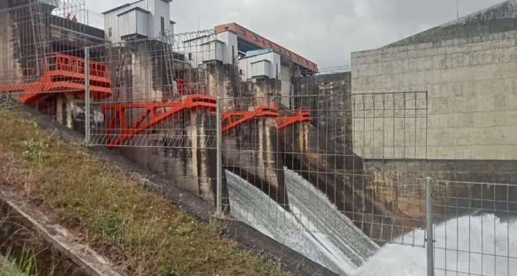 Warga Blitar Hanyut Terseret Arus Saat Proses Flushing PLTA Jegu Wlingi Raya