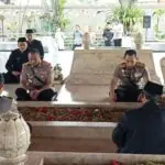 Hari Bhayangkara ke-80, Kapolri Jenderal Listyo Sigit Ziarah ke Makam Bung Karno di Blitar Hari Bhayangkara ke-80, Kapolri Jenderal Listyo Sigit Ziarah ke Makam Bung Karno di Blitar