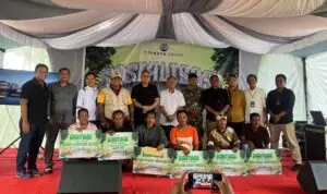Sosialisasi Pra Tambang, Tridaya Group Paparkan Dampak Lingkungan Hingga Beasiswa S1 Penuh Sosialisasi Pra Tambang, Tridaya Group Paparkan Dampak Lingkungan Hingga Beasiswa S1 Penuh
