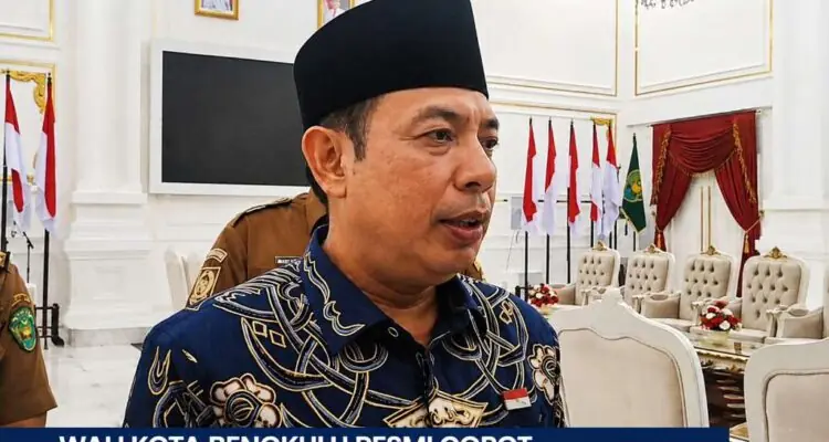 Wali Kota Bengkulu Nonaktifkan Lurah Anggut Dalam Pembajak KK Nenek Tukiyem Wali Kota Bengkulu Nonaktifkan Lurah Anggut Dalam Pembajak KK Nenek Tukiyem