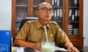 Dinsos Mukomuko Kirim 8 Siswa Sekolah Rakyat, Kades Semambang Makmur Siap Bantu Semaksimal Mungkin Dinsos Mukomuko Kirim 8 Siswa Sekolah Rakyat, Kades Semambang Makmur Siap Bantu Semaksimal Mungkin