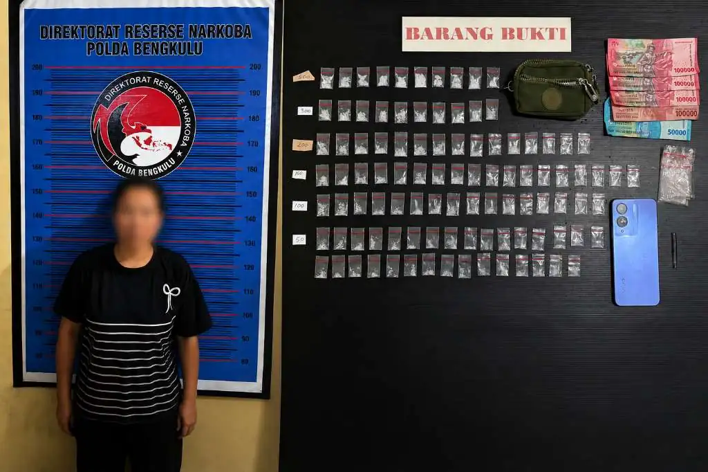 Polda Bengkulu Ringkus Wanita Pemilik 100 Paket Sabu di Kepahiang