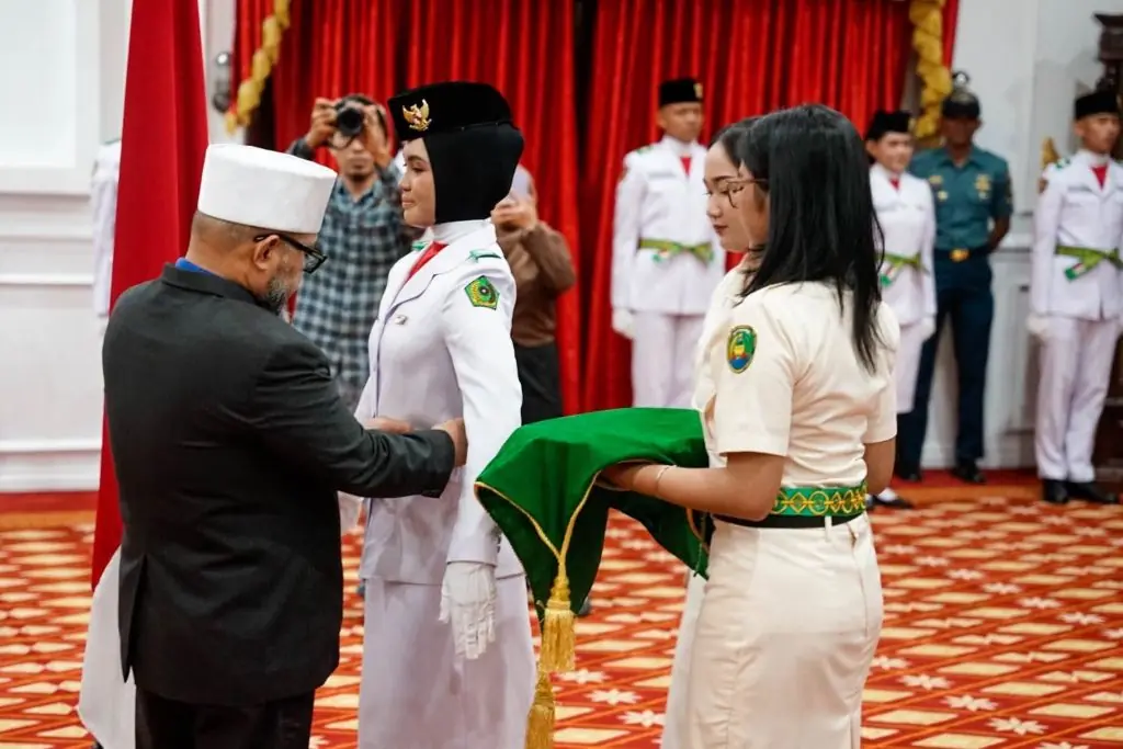 28 Putra-Putri Terbaik Bengkulu Resmi Dikukuhkan Jadi Paskibraka HUT RI ke-81 28 Putra-Putri Terbaik Bengkulu Resmi Dikukuhkan Jadi Paskibraka HUT RI ke-81