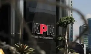KPK Periksa Mantan Pj Wali Kota Arif Gunadi dan Kadis PUPR di Jakarta KPK Periksa Mantan Pj Wali Kota Arif Gunadi dan Kadis PUPR di Jakarta Hari Ini