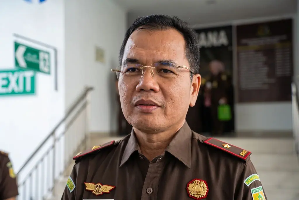 Pulang Kampung Jabat Wakajati Bengkulu, Zuhandi Pernah Jadi JPU Kasus Korupsi Agusrin Pulang Kampung Jabat Wakajati Bengkulu, Zuhandi Pernah Jadi JPU Kasus Korupsi Agusrin