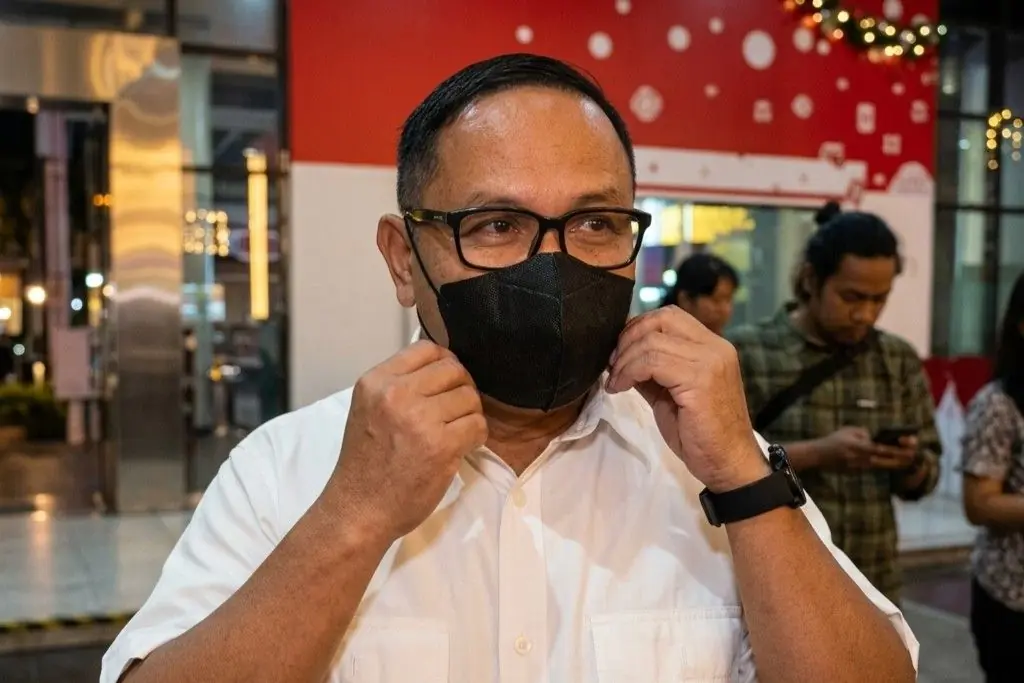 Sebelum Diperiksa KPK di Jakarta, Arif Gunadi Sudah Ajukan Pensiun Dini Sebelum Diperiksa KPK di Jakarta, Arif Gunadi Sudah Ajukan Pensiun Dini