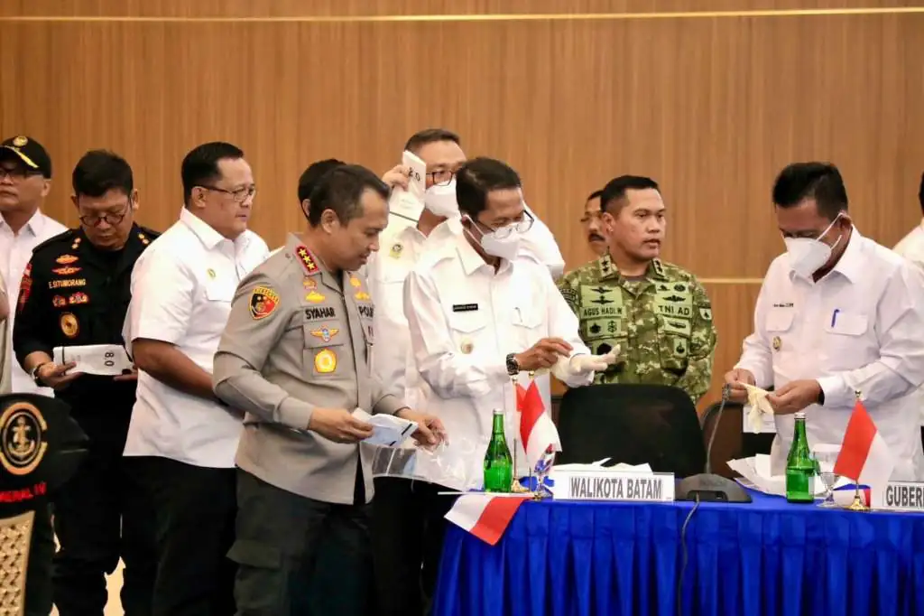 Sinergi Aparat Gagalkan Penyelundupan 1,3 Ton Ketamine Rp2 Triliun, Wali Kota Batam Ikut Musnahkan Sinergi Aparat Gagalkan Penyelundupan 1,3 Ton Ketamine Rp2 Triliun, Wali Kota Batam Ikut Musnahkan