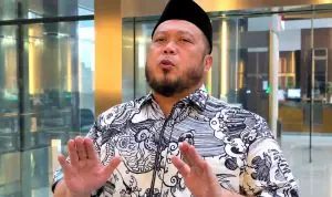 Dicecar 20 Pertanyaan KPK, Ketua DPRD Kota Bengkulu Mengaku Tak Kenal PT CMC Dicecar 20 Pertanyaan KPK, Ketua DPRD Kota Bengkulu Mengaku Tak Kenal PT CMC
