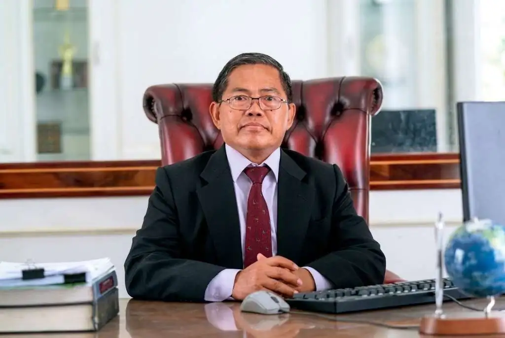 Dr Aulia Taswin SH MH Cuma di Bengkulu Administrasi Kalahkan Vonis Mahkamah Agung! Dr Aulia Taswin SH MH Cuma di Bengkulu Administrasi Kalahkan Vonis Mahkamah Agung!