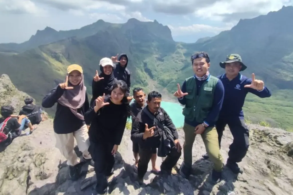 Kembangkan Wisata Pendakian Kelud Via Karangrejo, Perhutani Blitar Tawarkan Jalur Cepat dan Tiket Rp10 Ribu Kembangkan Wisata Pendakian Kelud Via Karangrejo, Perhutani Blitar Tawarkan Jalur Cepat dan Tiket Rp10 Ribu