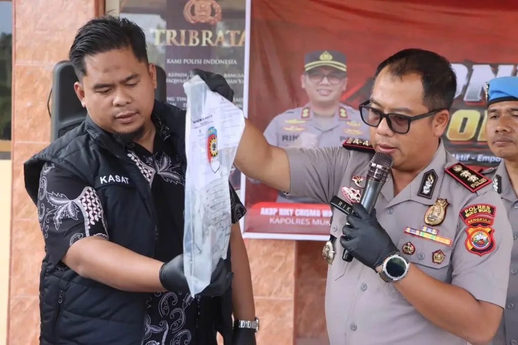 Kurang dari 24 Jam, Polisi Tangkap Pelaku Pembunuhan Pelajar di Pantai Kebun Jarak Mukomuko