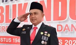 Pemkab Lebong Umumkan Tiga Besar Seleksi JPT Pratama Besok Langsung Dilantik Pemkab Lebong Umumkan Tiga Besar Seleksi JPT Pratama: Besok Langsung Dilantik!