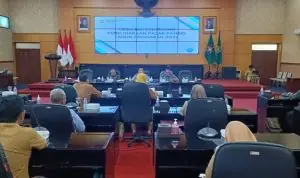 Progres Baru 6,5 Persen, Komisi II DPRD Kota Blitar Semprot Konsultan Pengawas Proyek Sumber Udel Progres Baru 6,5 Persen, Komisi II DPRD Kota Blitar Semprot Konsultan Pengawas Proyek Sumber Udel
