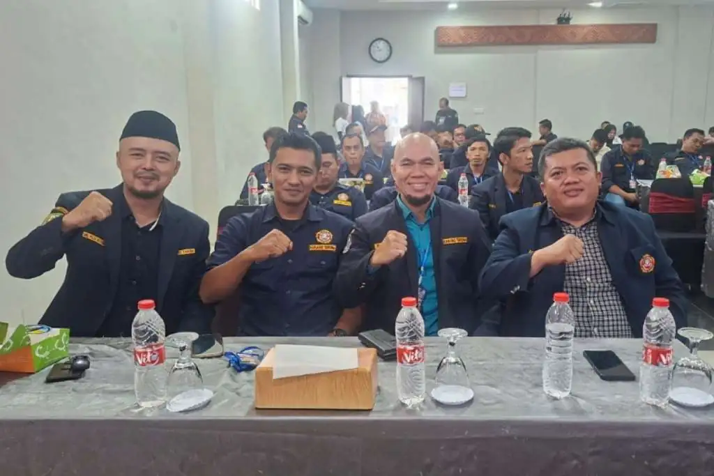 Zetman Tak Kembalikan Berkas, H Riskan Jadi Kandidat Tunggal Karang Taruna Seluma Zetman Tak Kembalikan Berkas, H Riskan Jadi Kandidat Tunggal Karang Taruna Seluma