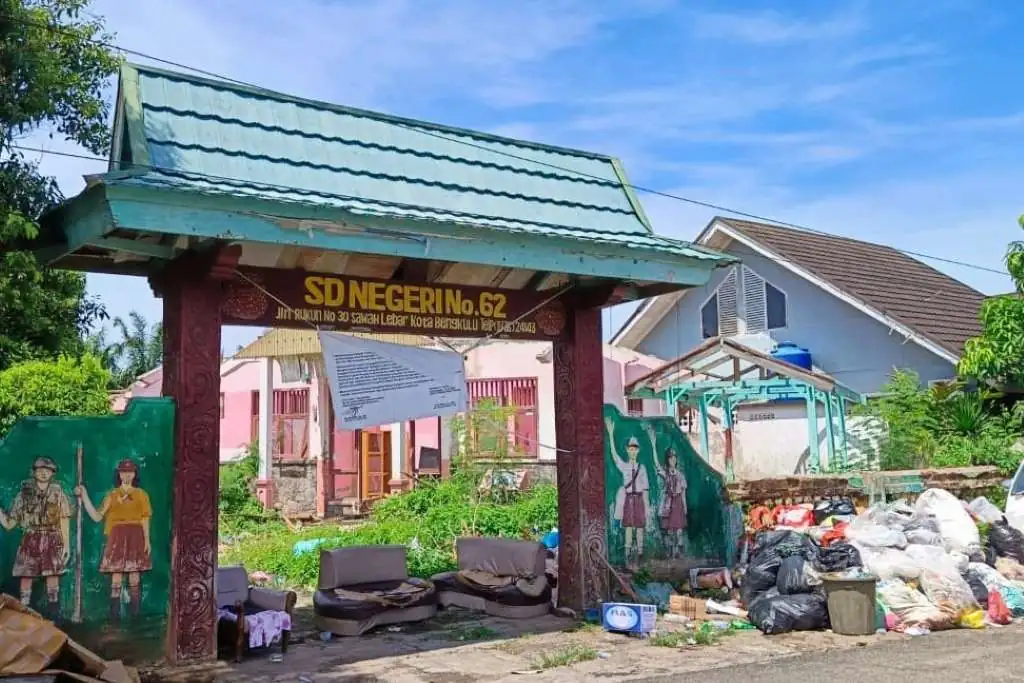 Jevi Apresiasi Pengakuan Tim Hukum Pemkot Bengkulu Soal SDN 62 Jevi Apresiasi Pengakuan Tim Hukum Pemkot Bengkulu Soal SDN 62