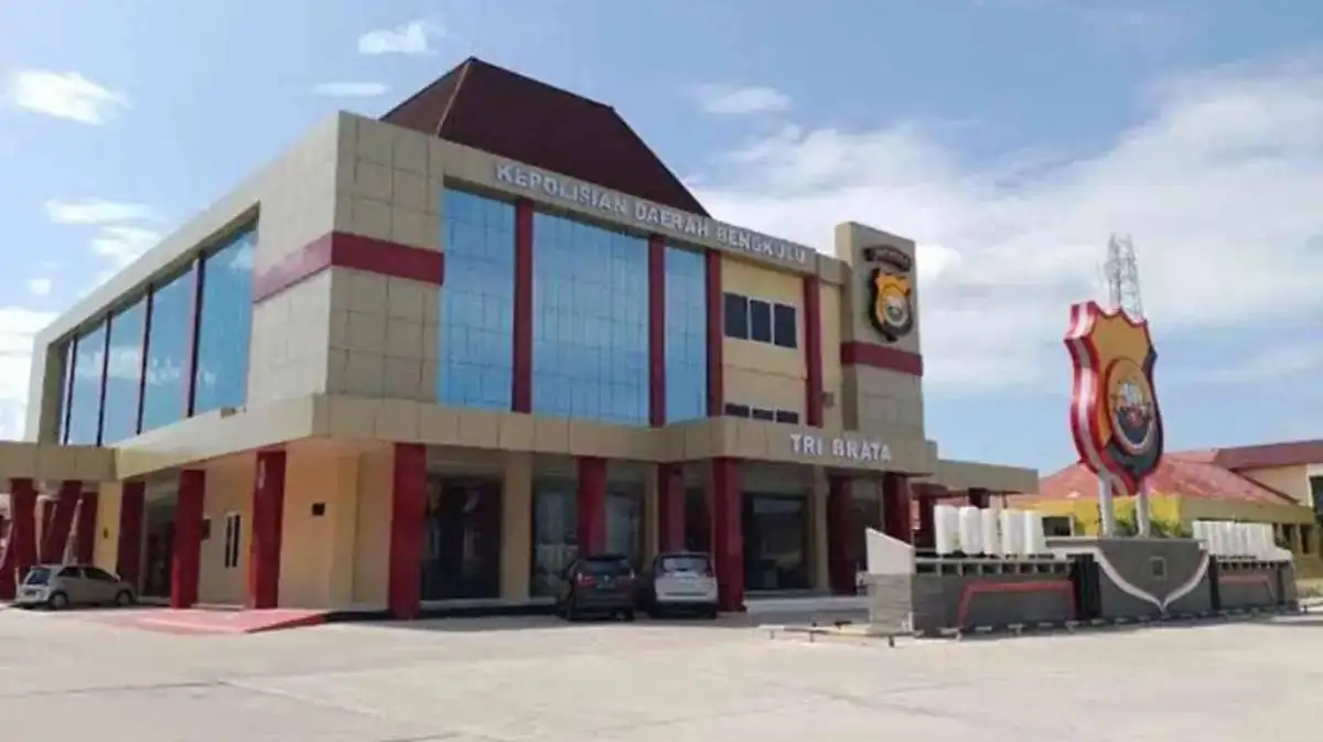 Kapolda Bengkulu Mutasi Sejumlah Perwira, Wakapolres hingga Kapolsek Berganti Kapolda Bengkulu Mutasi Sejumlah Perwira, Wakapolres hingga Kapolsek Berganti